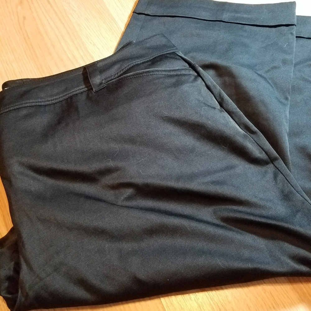 Black dress capris